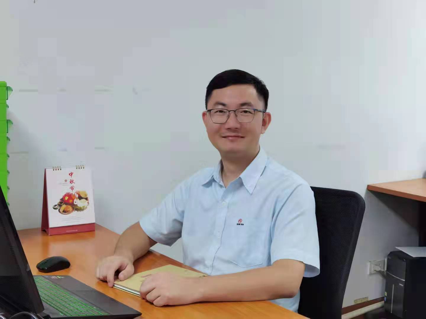 21.安泰超硬優秀黨員--伍云杰.jpg 21.安泰超硬優秀黨員--伍云杰.jpg